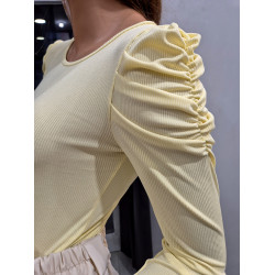 ALÍZ húzott vállú felső