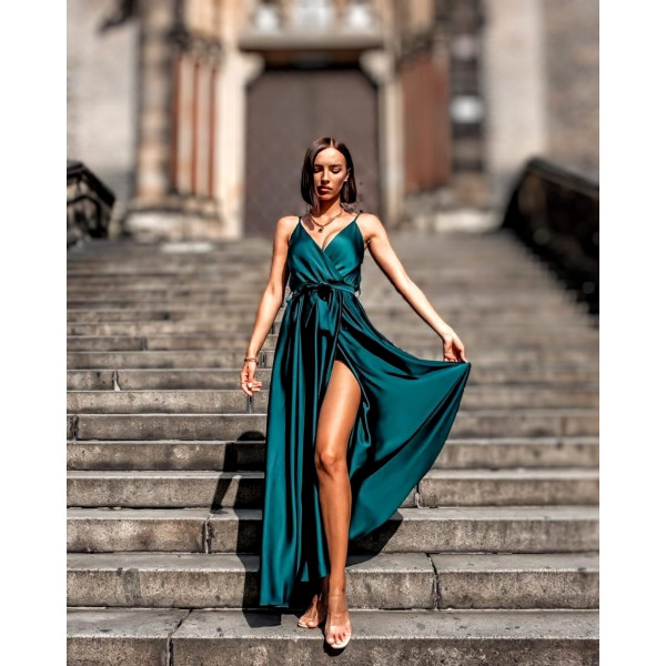 LILEN EMERALD SATIN ruha