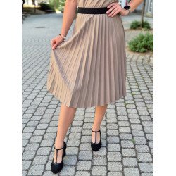 NORA mogyoró pliszírozott alj